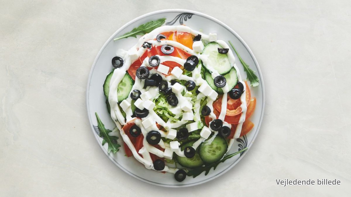 Græsk salat fra Alanya Pizza & Steak House